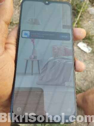 Oppo f15